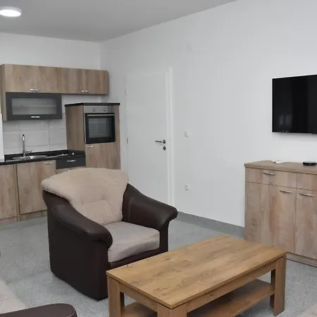 Centar Motel 3*