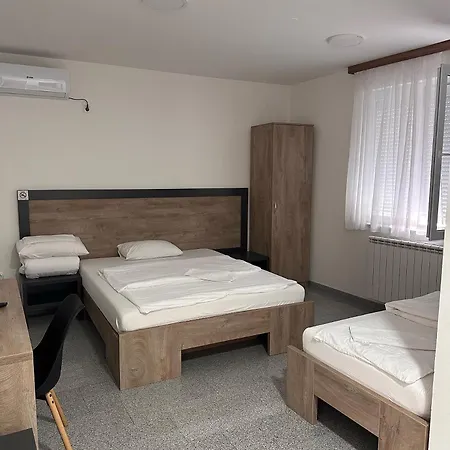 Мотель Centar 3*